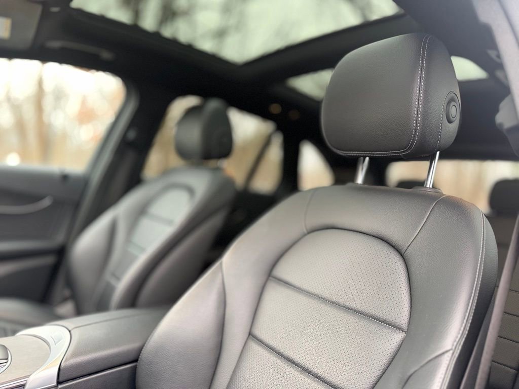 Used 2022 Mercedes-Benz GLC 300 4MATIC image 17