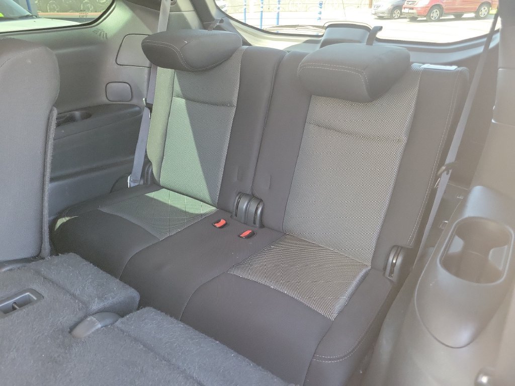 Used 2018 Nissan Pathfinder S FWD image 15
