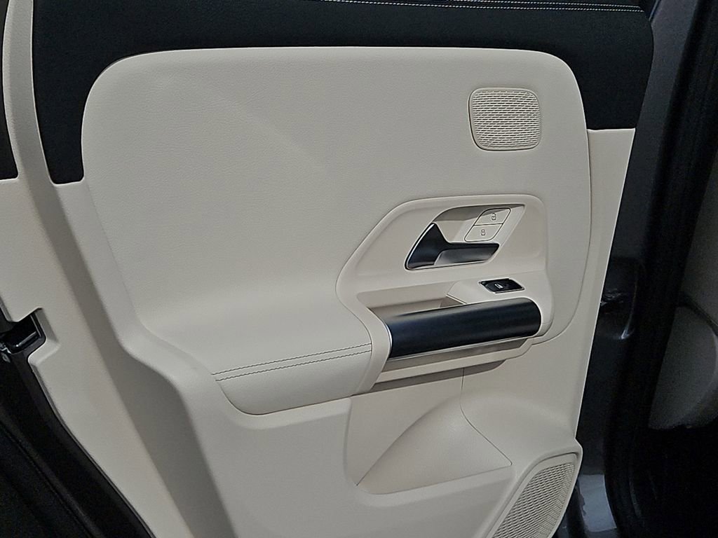 New 2026 Mercedes-Benz GLA 250 image 15