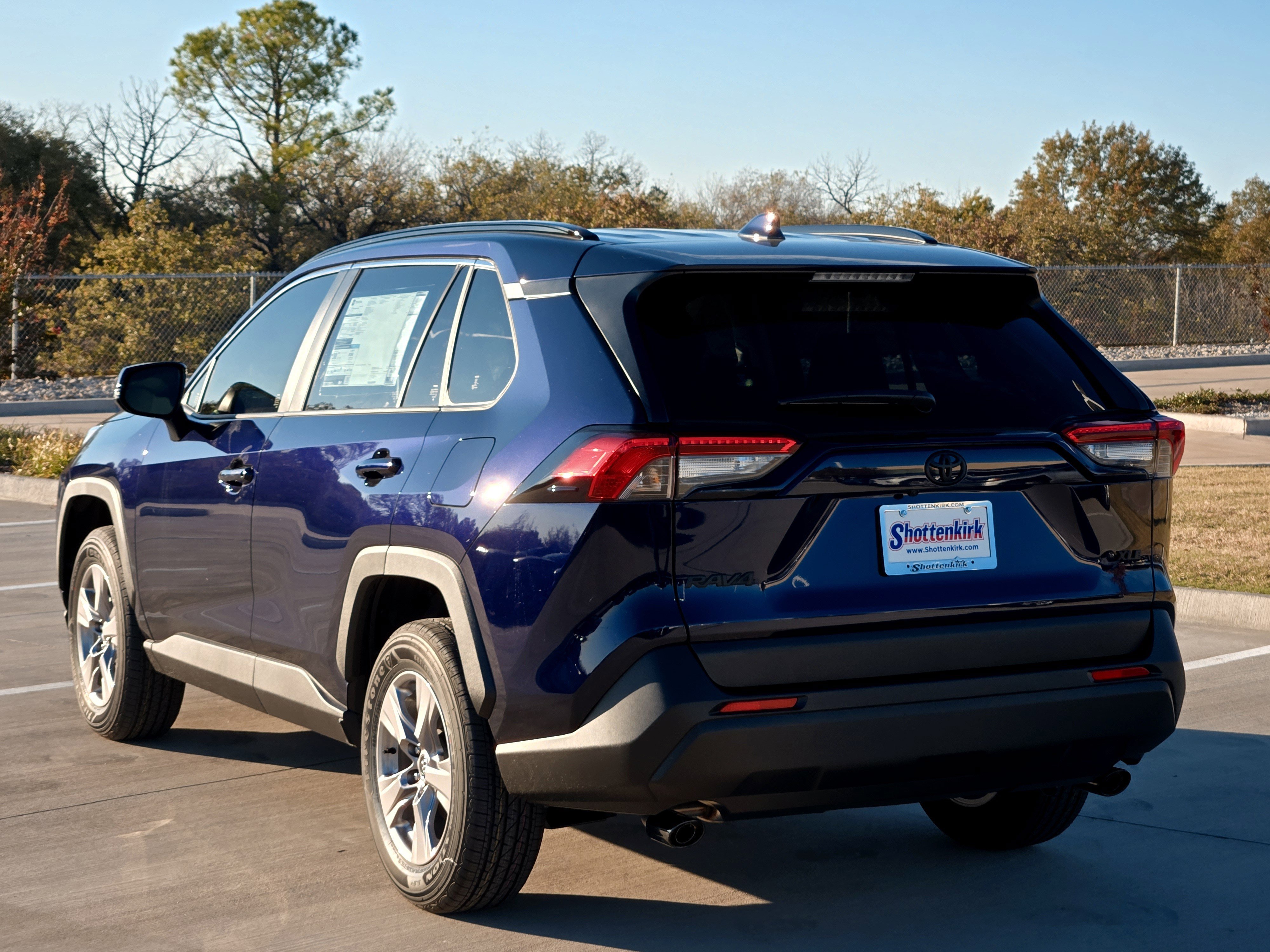 New 2025 Toyota RAV4 XLE w/ Convenience Package image 4