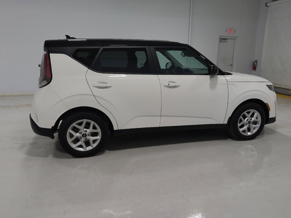 Used 2025 Kia Soul S image 10