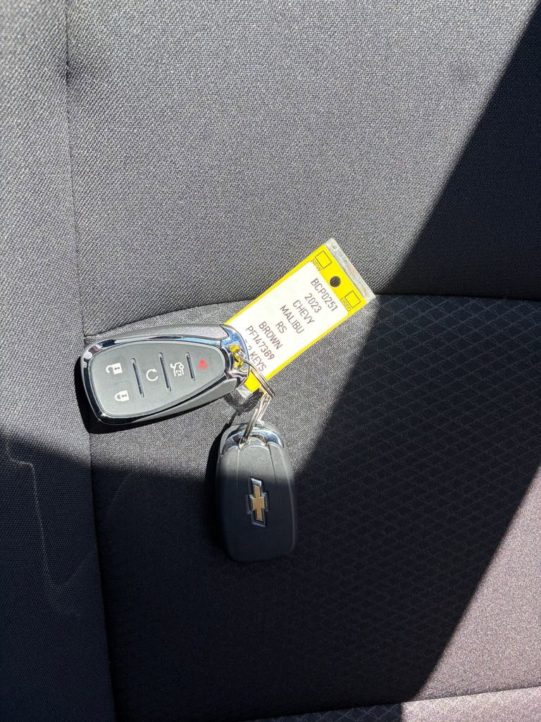 Used 2023 Chevrolet Malibu RS w/ LPO, Floor Liner Package FWD image 12
