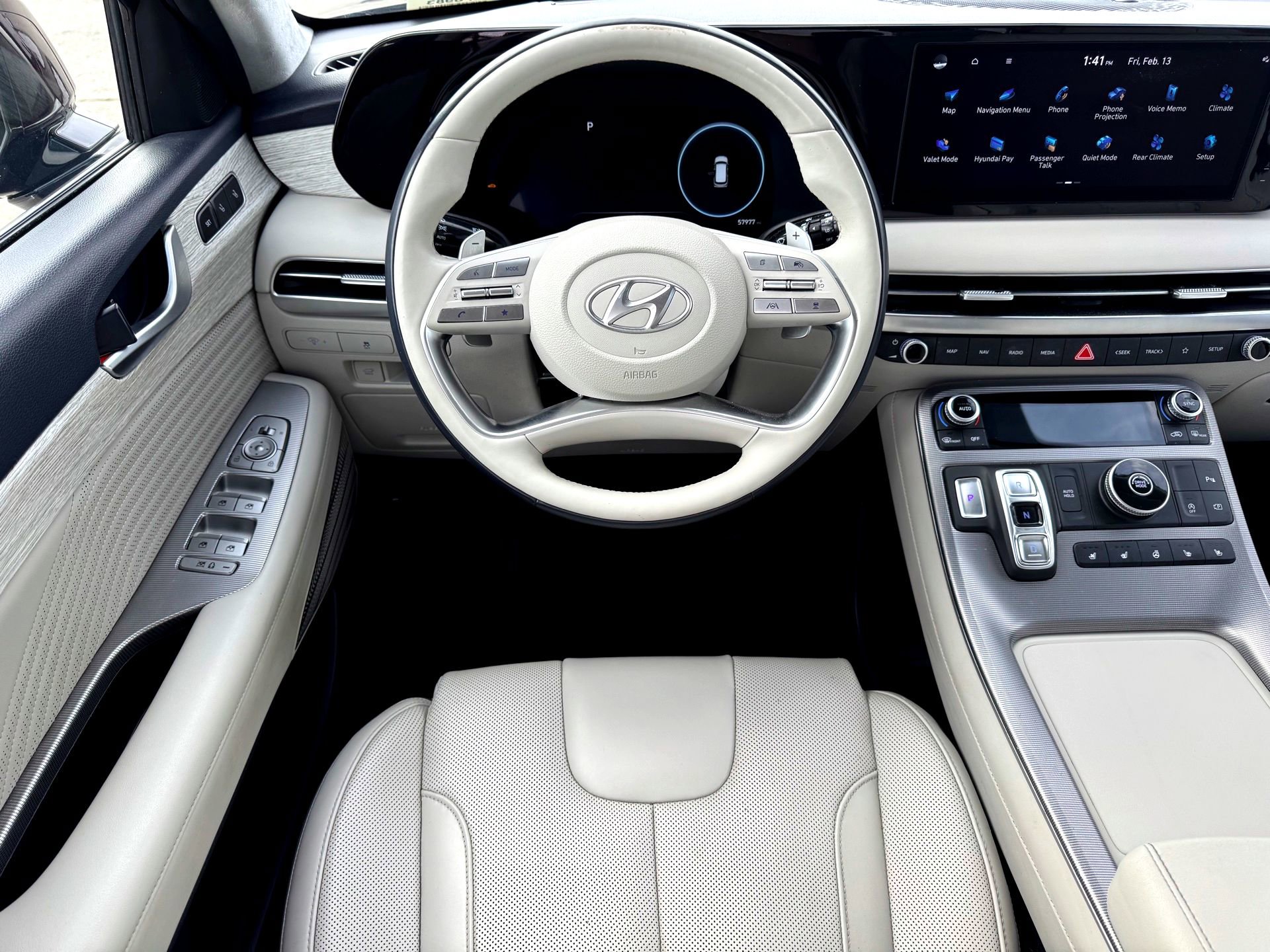 Used 2024 Hyundai Palisade Calligraphy image 27