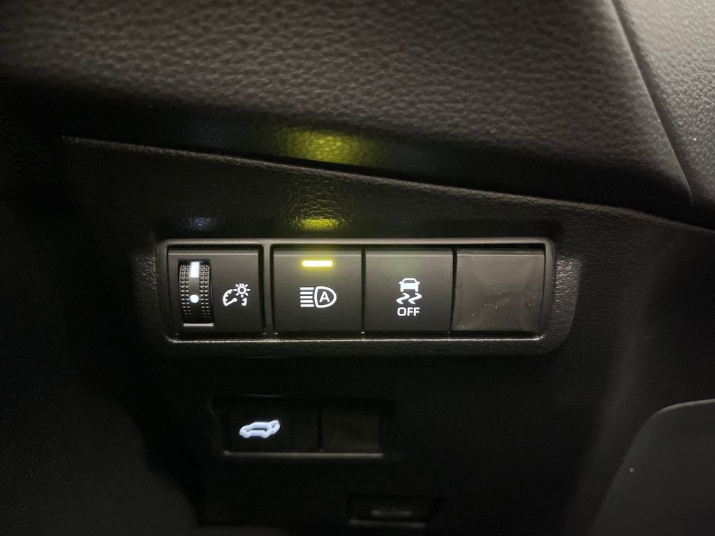 New 2026 Toyota Corolla Cross XLE image 28