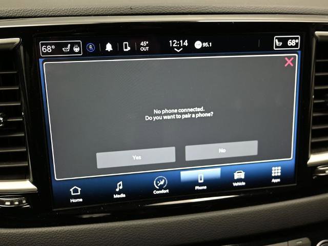 Used 2023 Chrysler Pacifica Touring-L image 29