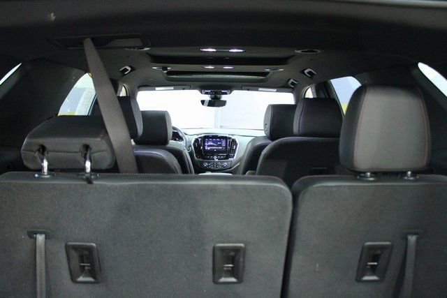 Used 2023 Chevrolet Traverse RS image 17
