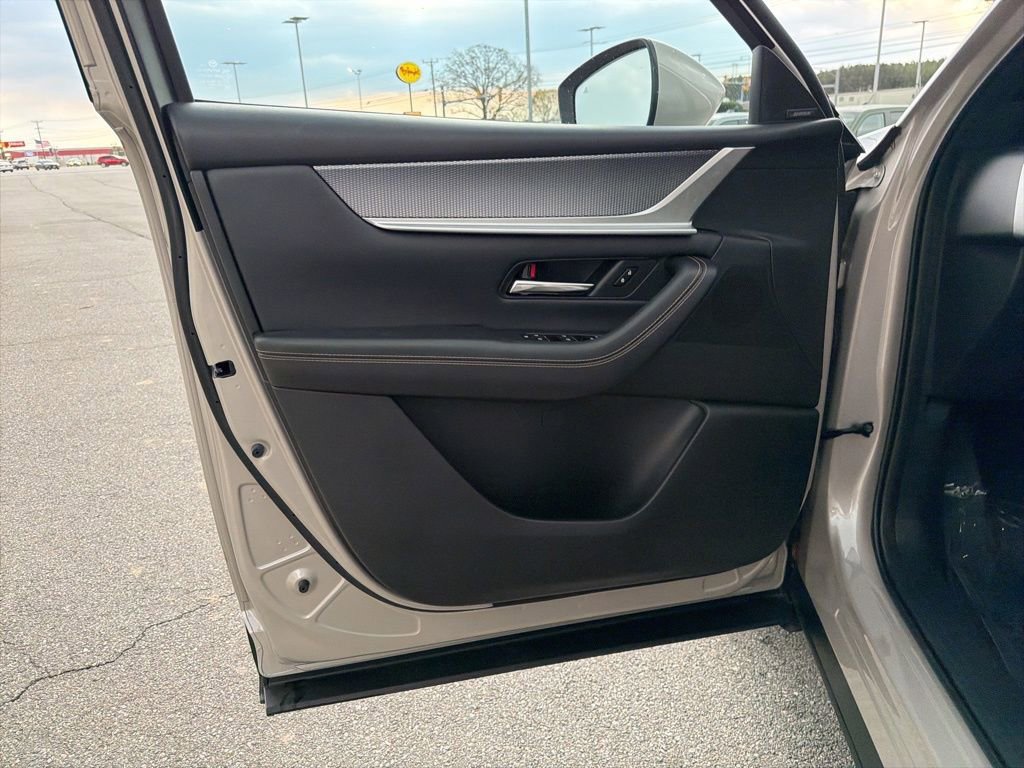 Used 2024 MAZDA CX-90 Plug-In Hybrid w/ Premium Plus image 12