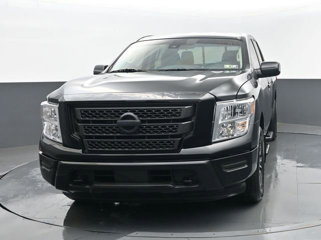 Used 2024 Nissan Titan SV image 21