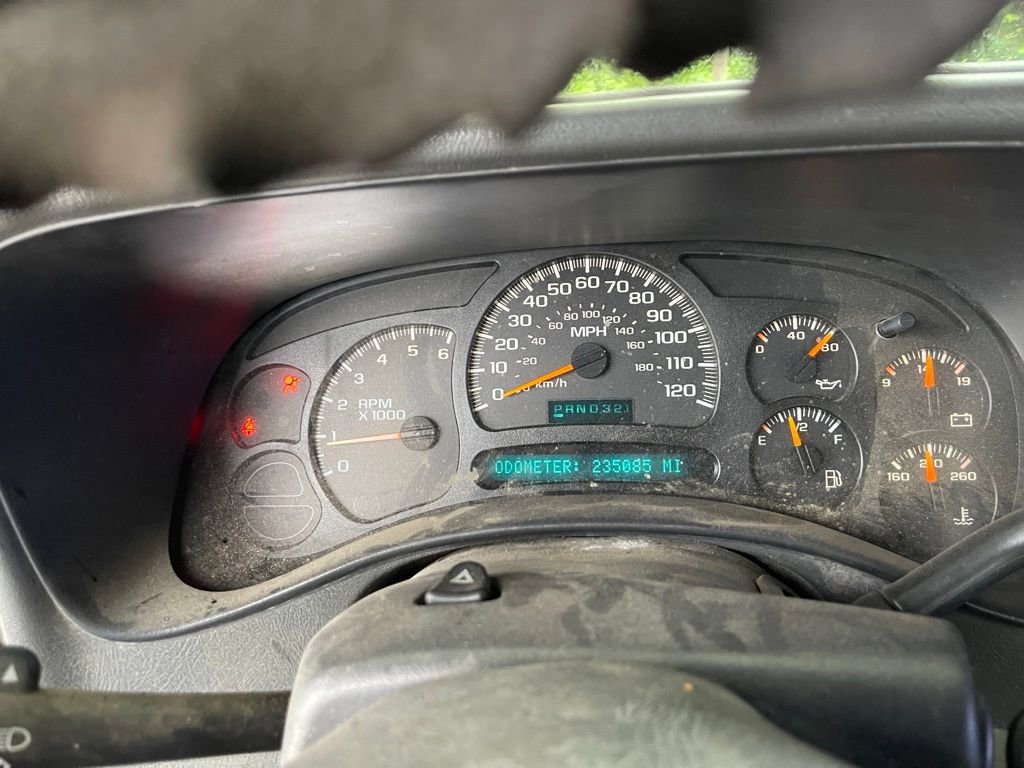 Used 2003 Chevrolet Silverado 2500 LS image 6