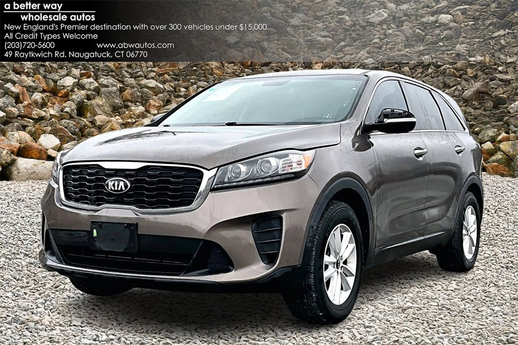Used 2019 Kia Sorento LX image 1