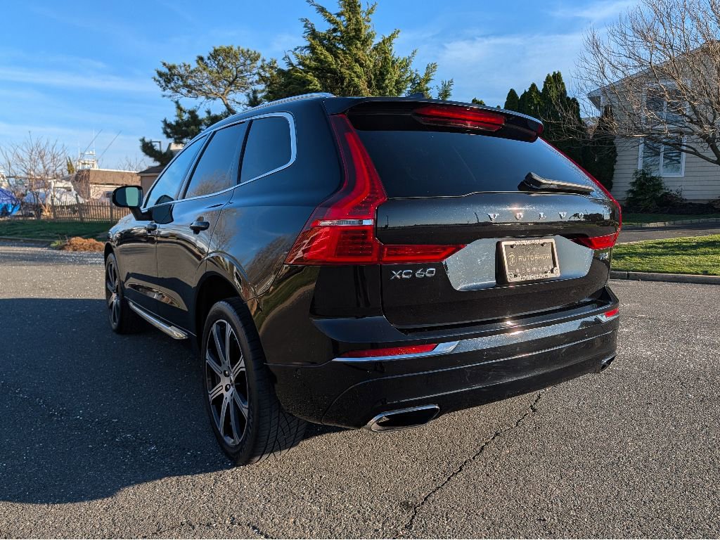 Used 2018 Volvo XC60 T5 Inscription w/ Convenience Package image 7