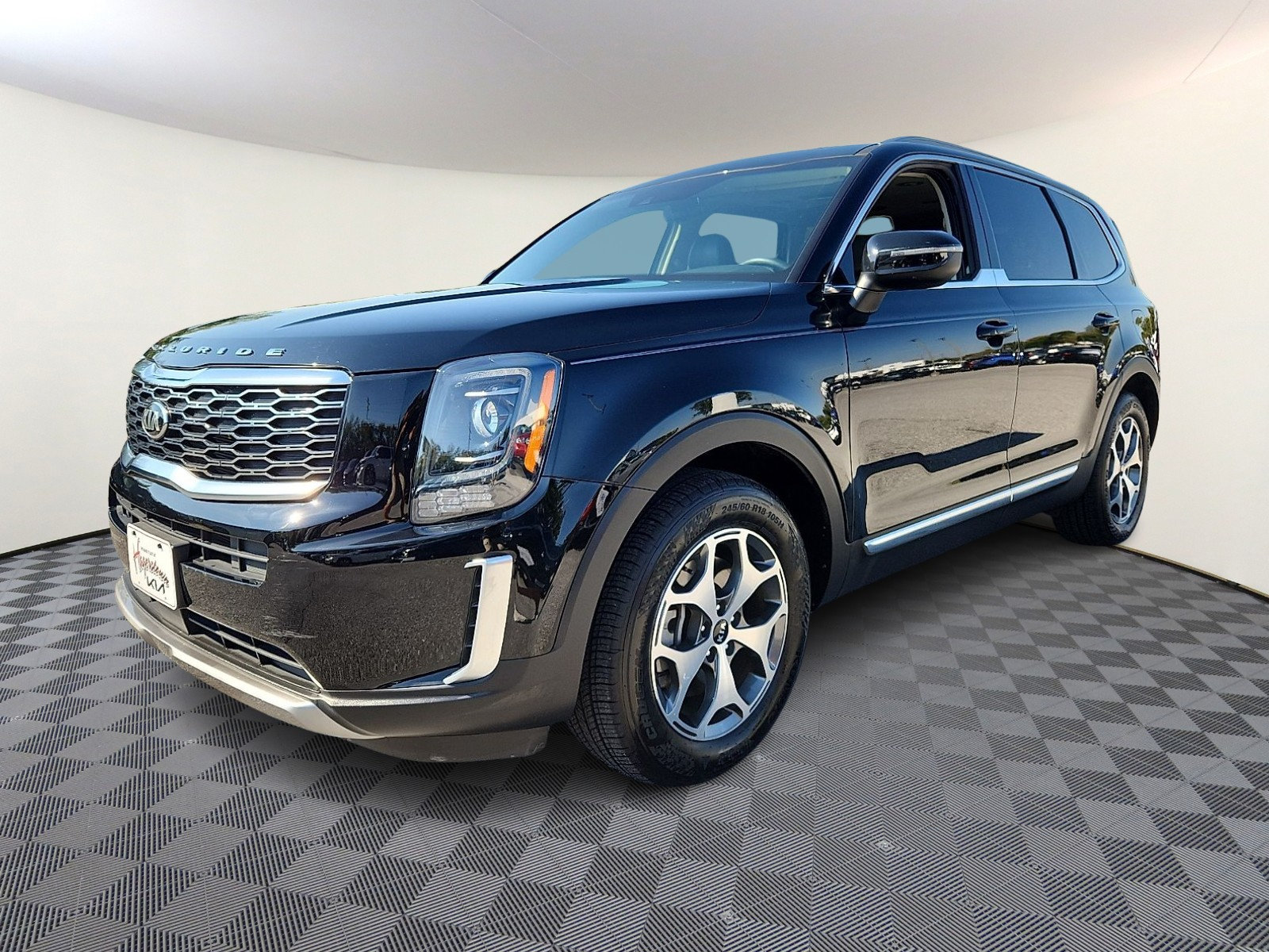 Used 2020 Kia Telluride EX AWD/4WD image 3
