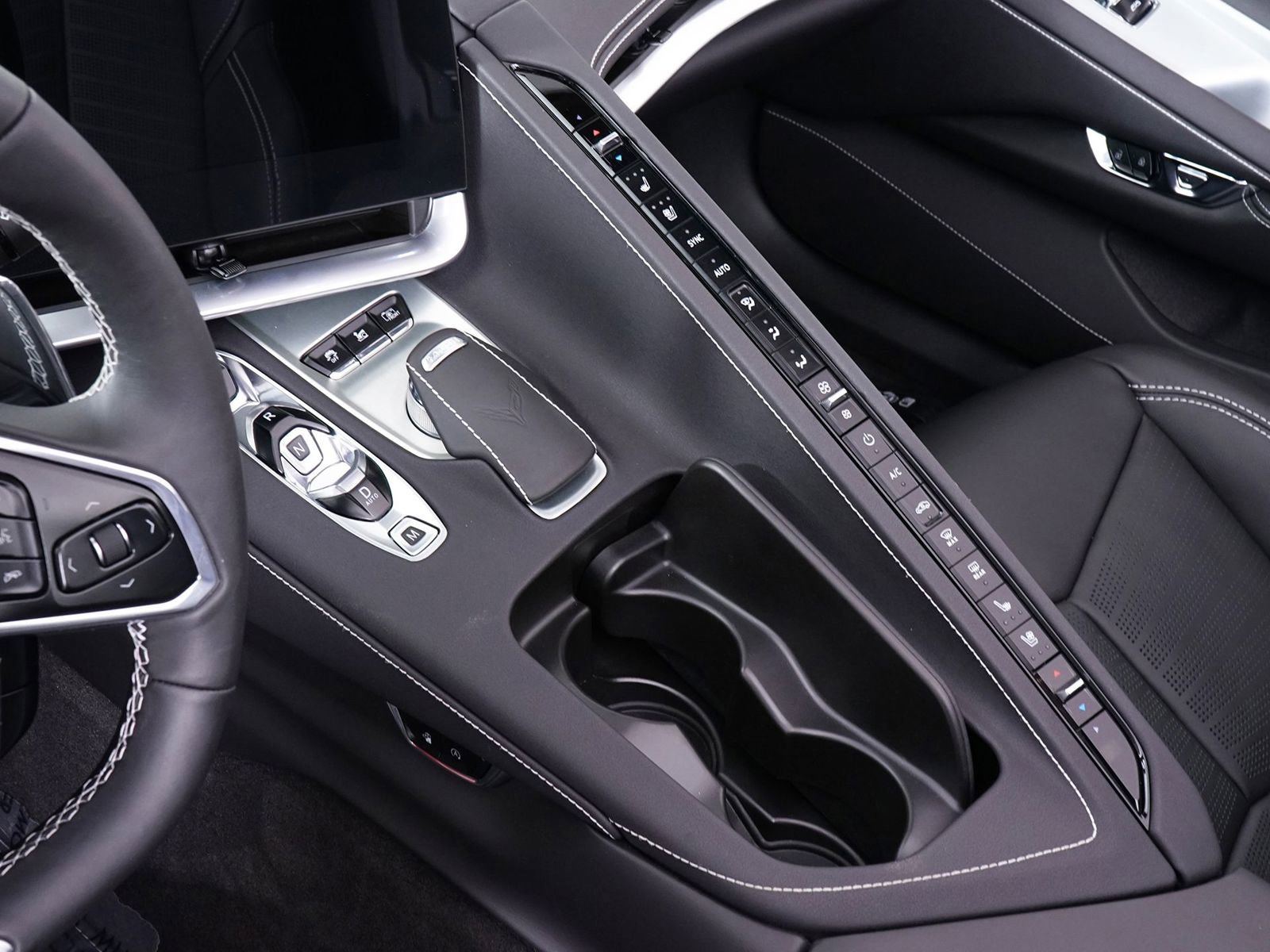 Used 2025 Chevrolet Corvette E-Ray w/ Chrome Exterior Badge Package image 29