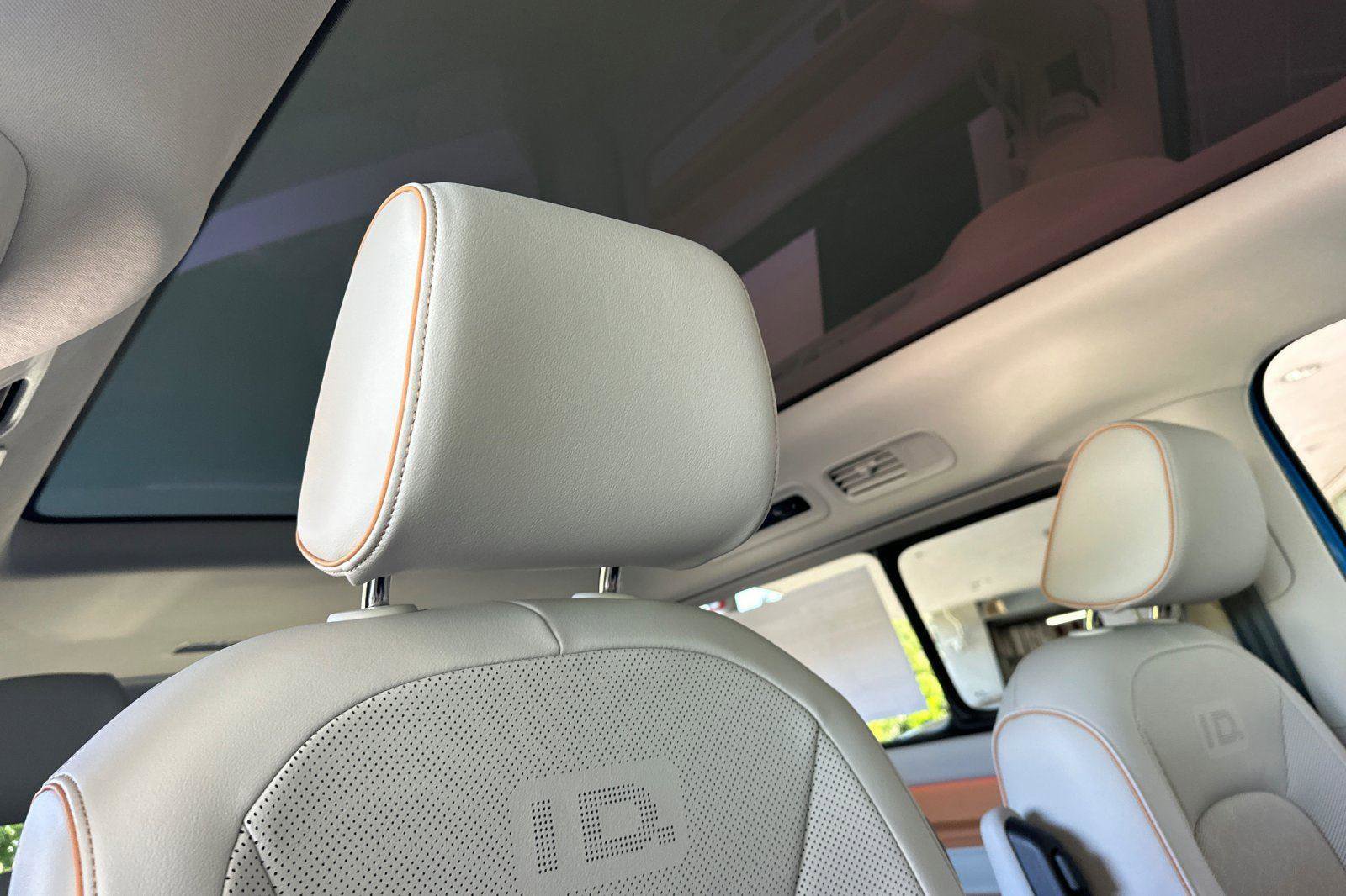 New 2025 Volkswagen ID. Buzz 1st Edition image 17