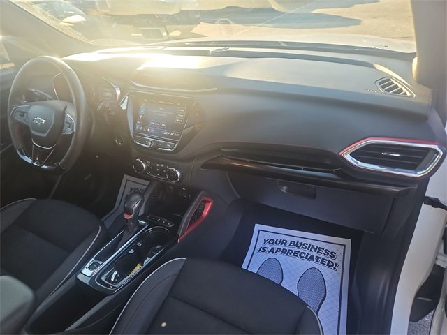 Used 2023 Chevrolet TrailBlazer RS w/ Sun and Liftgate Package image 29