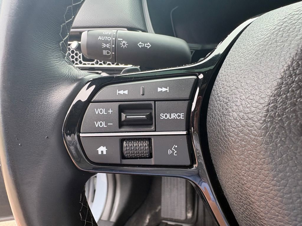 Used 2023 Honda Civic Sport image 18
