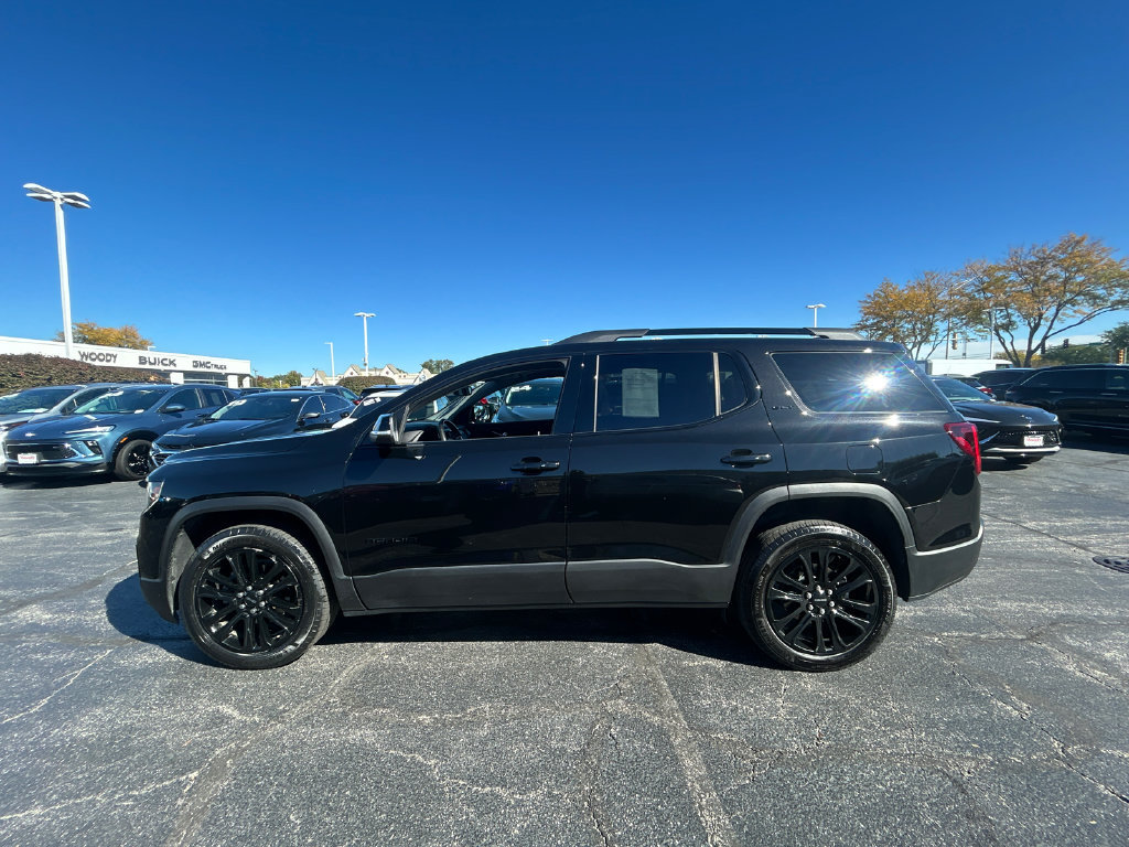 Certified 2023 GMC Acadia SLT w/ Elevation Edition AWD/4WD image 11