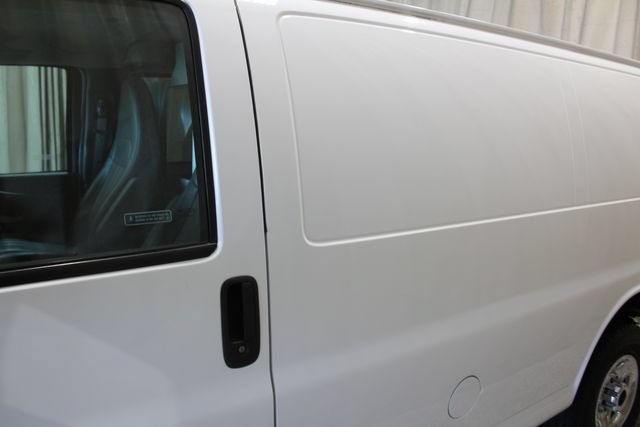 Used 2014 GMC Savana 3500 RWD image 22