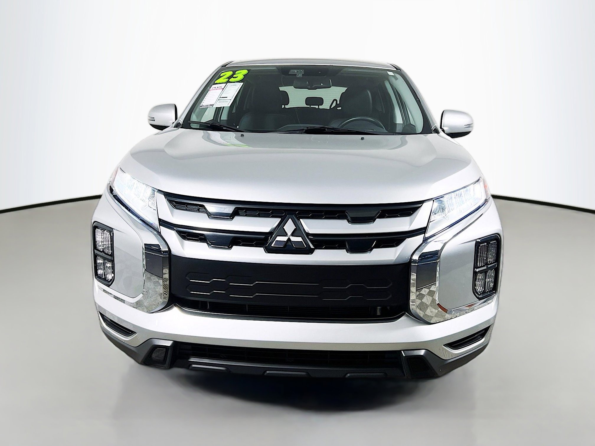 Used 2023 Mitsubishi Outlander Sport SE image 12