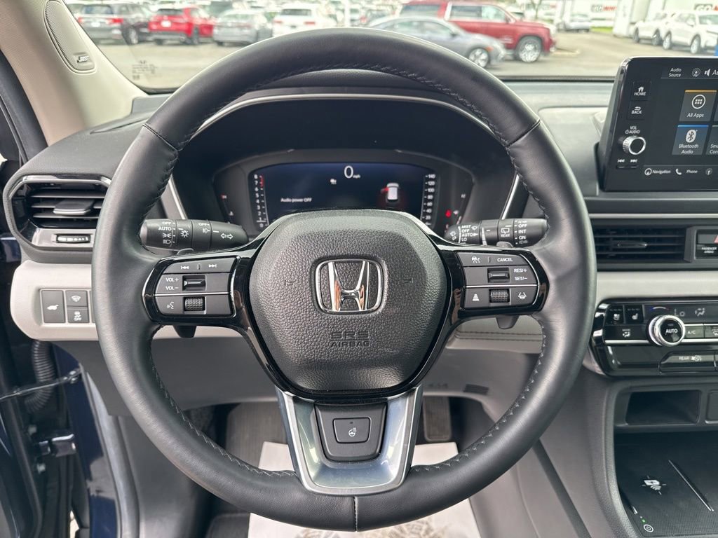 Certified 2025 Honda Pilot Elite image 15