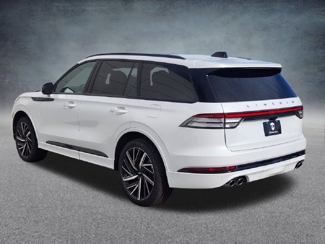 New 2026 Lincoln Aviator Black Label w/ Jet Appearance Package AWD/4WD image 5