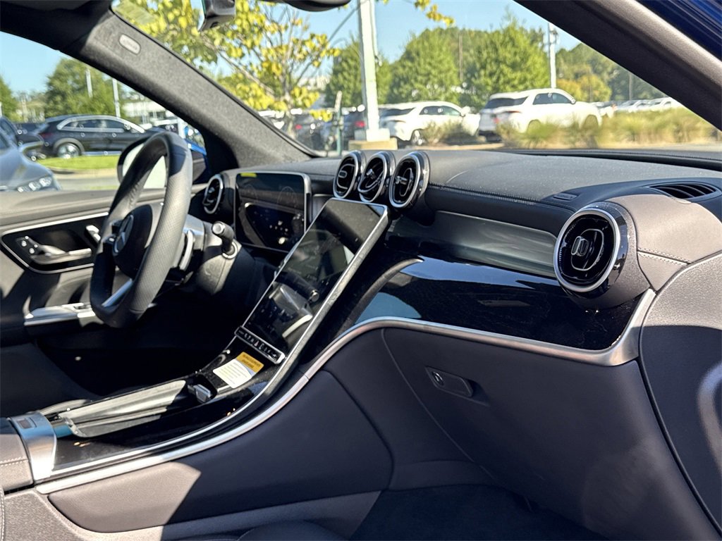 Certified 2025 Mercedes-Benz GLC 350e 4MATIC image 18