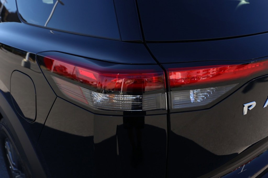 New 2025 Nissan Pathfinder SV w/ Cargo Package image 7