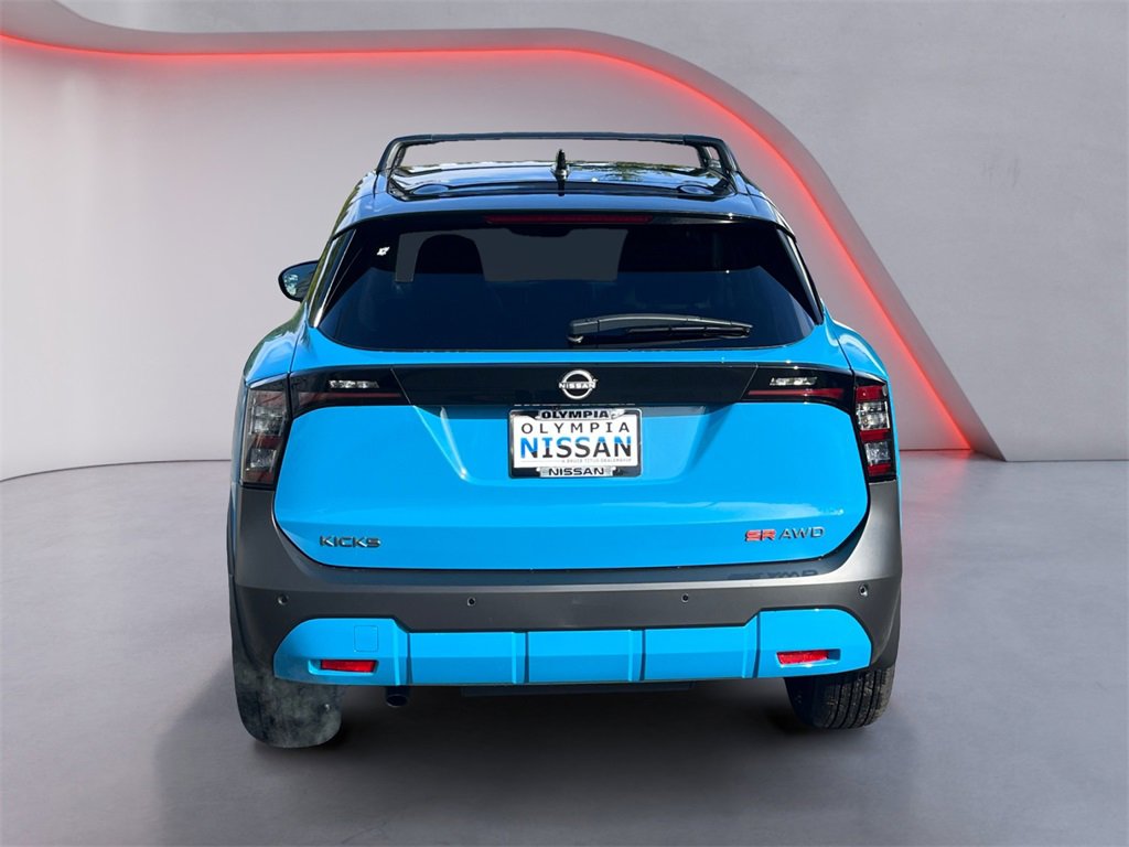 New 2026 Nissan Kicks SR image 4