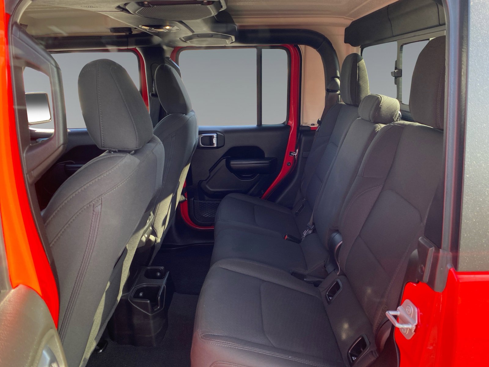 Used 2023 Jeep Gladiator Sport AWD/4WD image 13