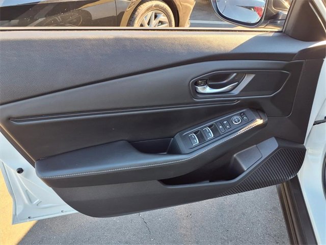 Used 2024 Honda Accord Sport image 11