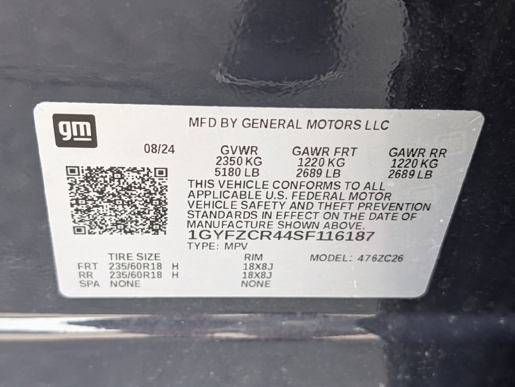 Used 2025 Cadillac XT4 Premium Luxury w/ Cold Weather Package FWD image 38