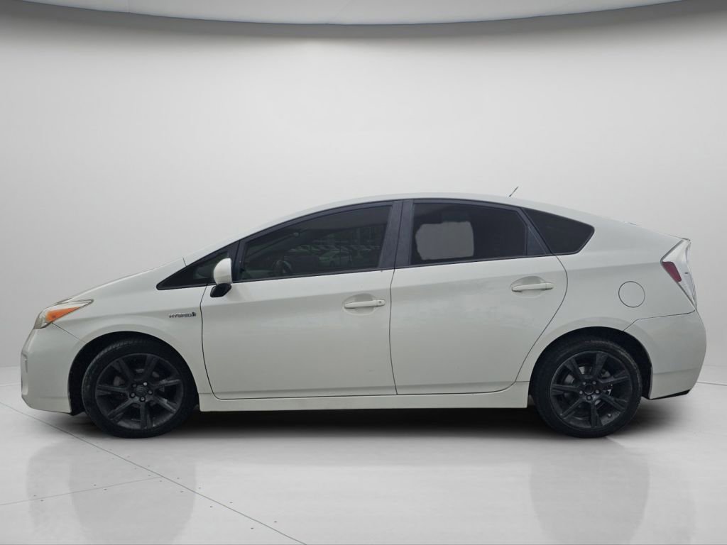 Used 2014 Toyota Prius Two image 20