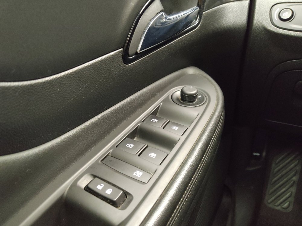 Used 2017 Buick Encore Preferred image 27