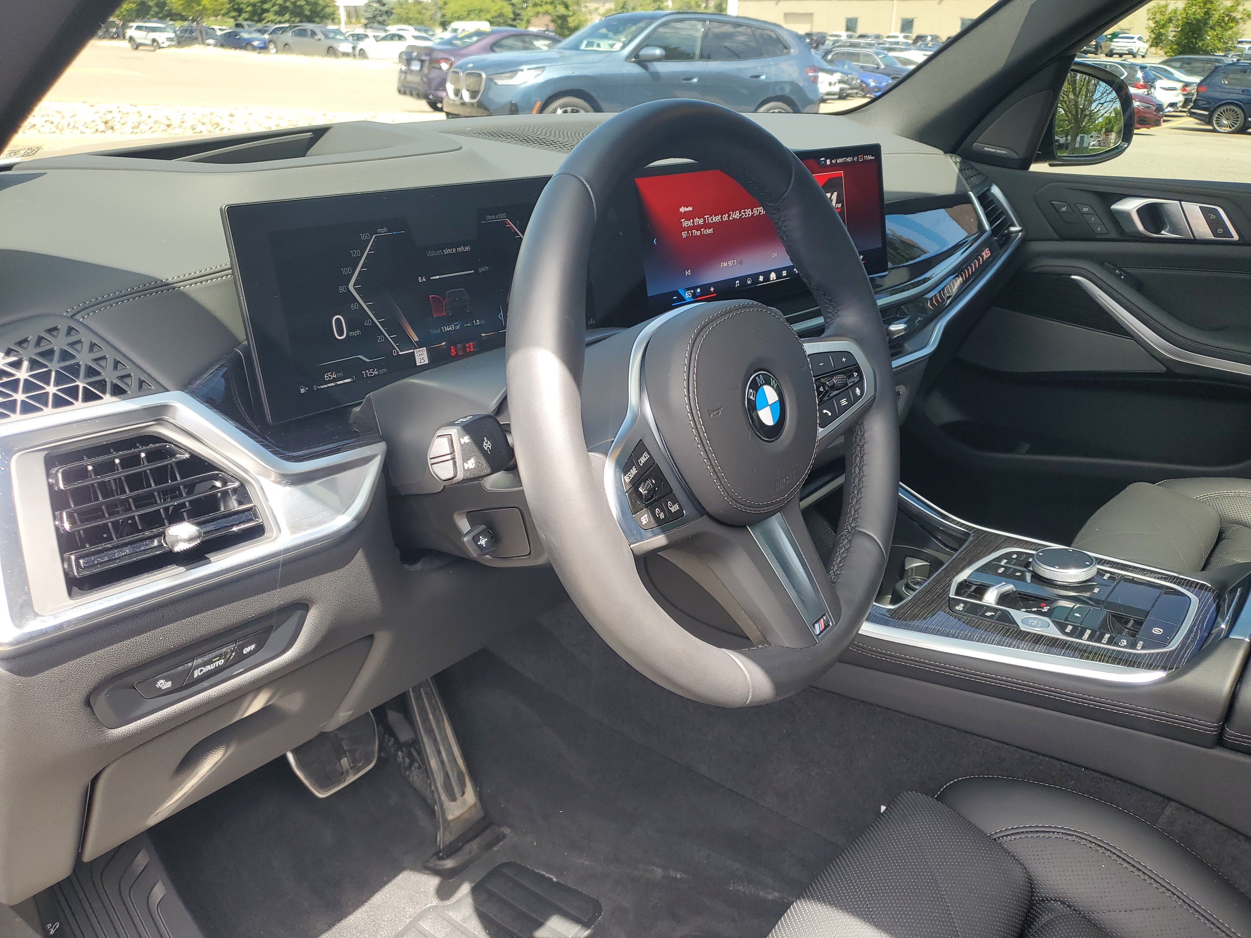 Certified 2026 BMW X5 xDrive40i w/ M Sport Package AWD/4WD image 10
