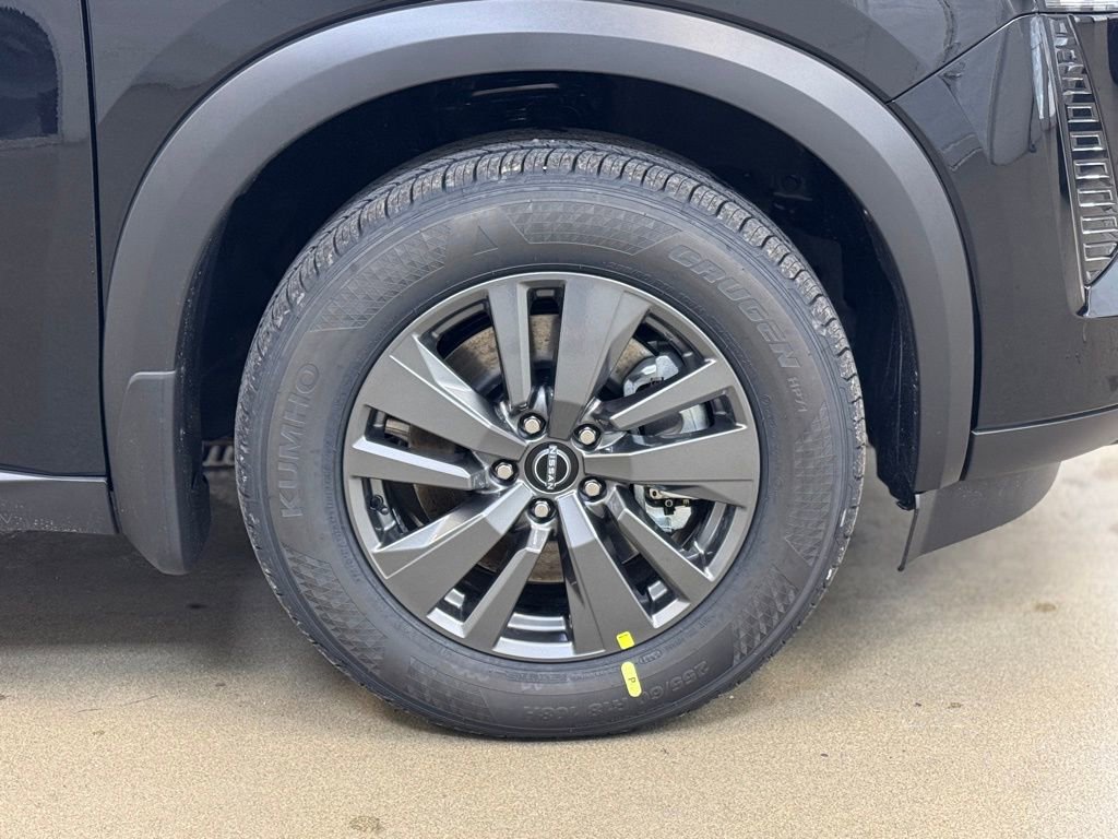 New 2026 Nissan Pathfinder SV image 4