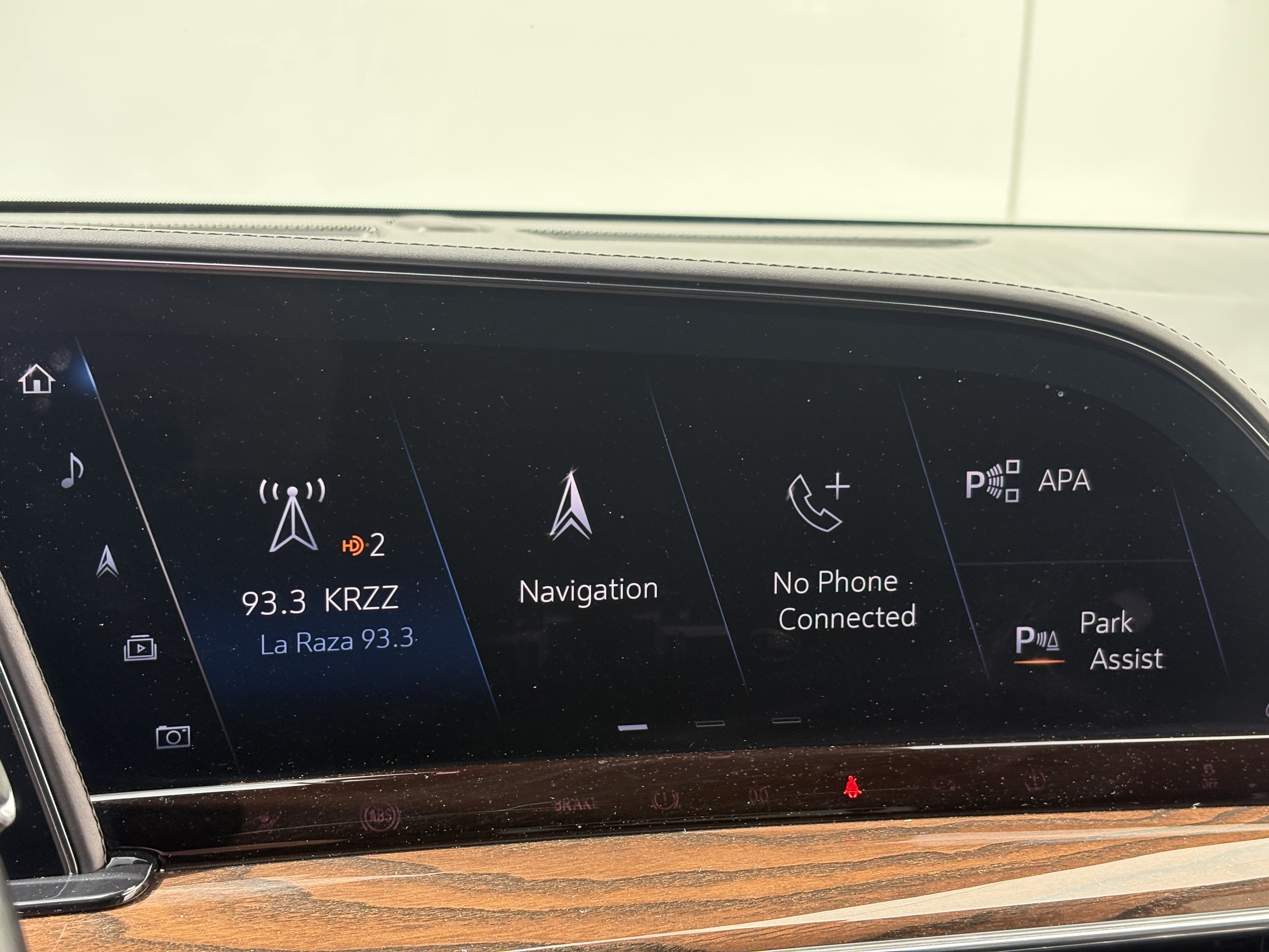 Used 2021 Cadillac Escalade ESV Sport Platinum AWD/4WD image 25