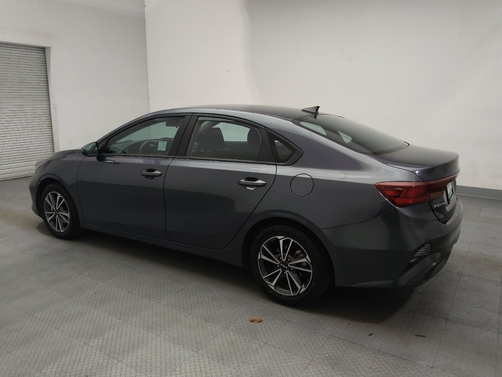 Used 2023 Kia Forte LXS FWD image 3
