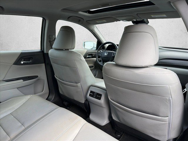 Used 2015 Honda Accord EX-L image 28