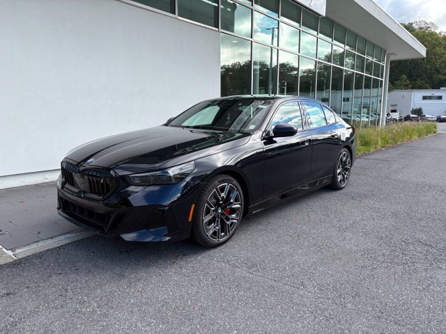 New 2027 BMW i5 xDrive40 w/ M Sport Package AWD/4WD image 3