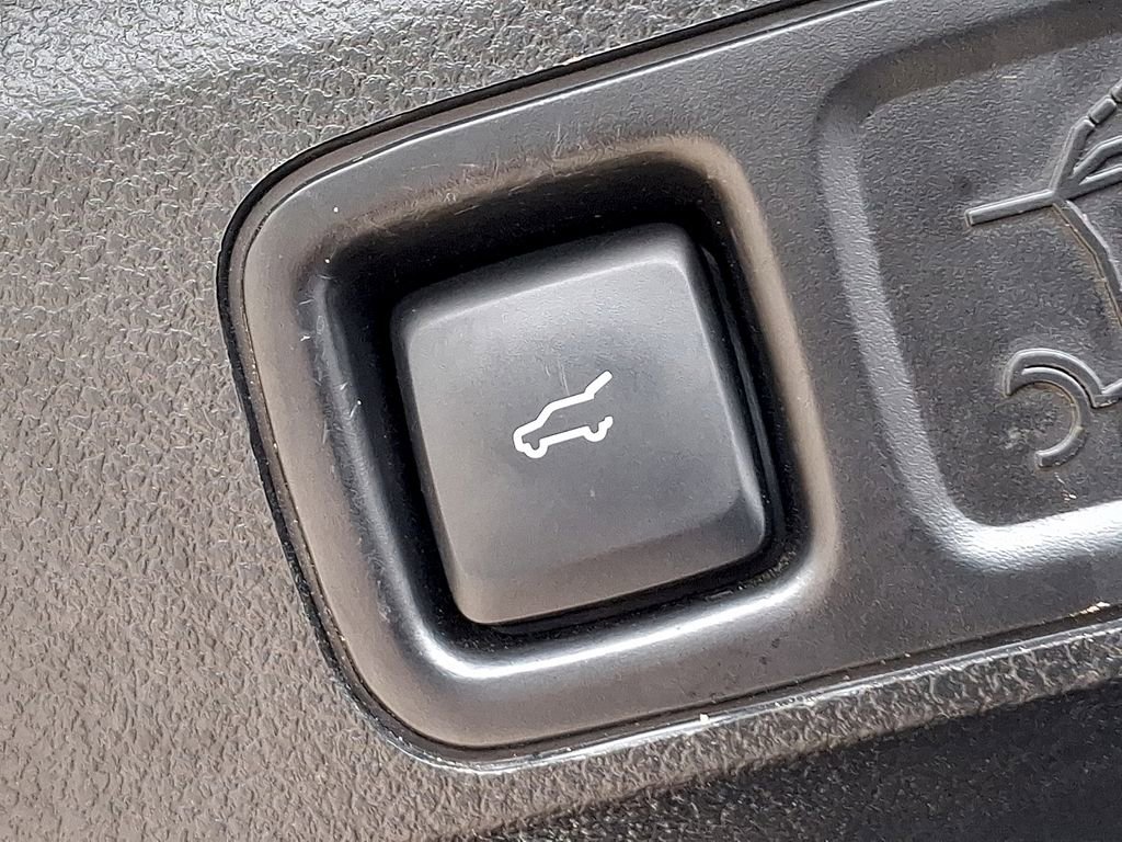 Used 2021 Ford Expedition Limited image 30