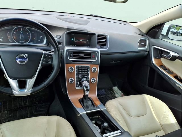 Used 2016 Volvo S60 T5 Premier w/ Climate Package AWD/4WD image 16