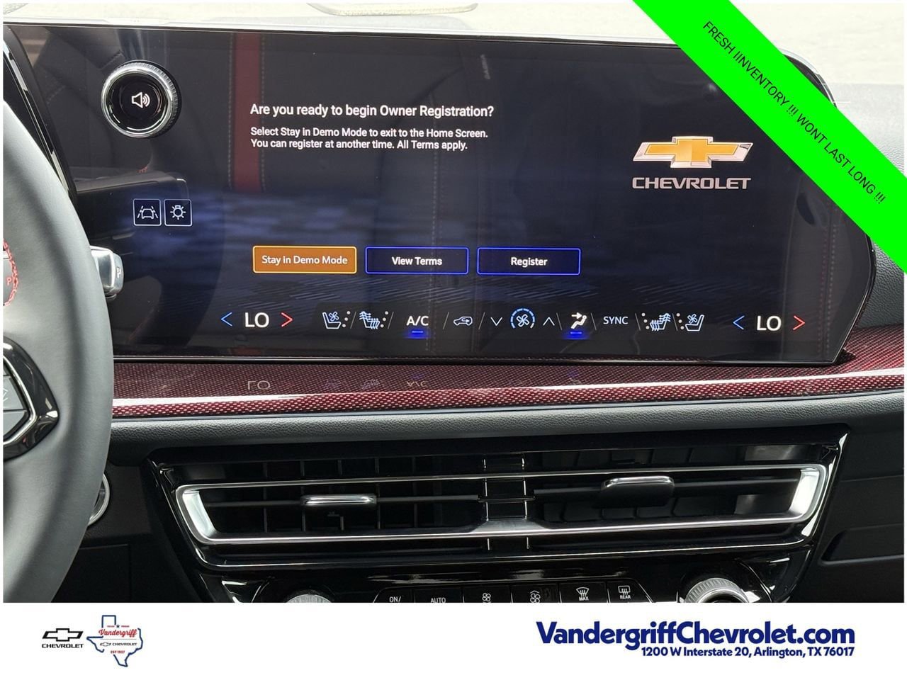 New 2026 Chevrolet Traverse RS AWD/4WD image 15