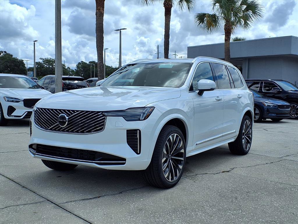 New 2026 Volvo XC90 B5 Core w/ Protection Package Premier image 3
