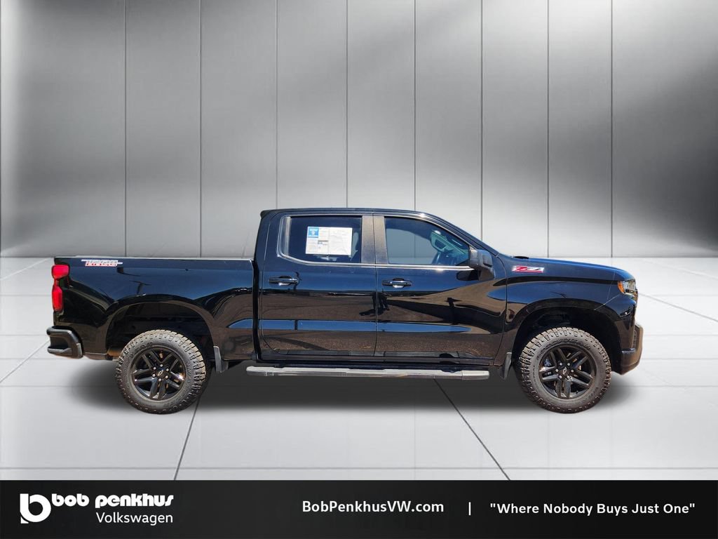 Used 2021 Chevrolet Silverado 1500 LT Trail Boss w/ LPO, Dark Essentials Package AWD/4WD image 24