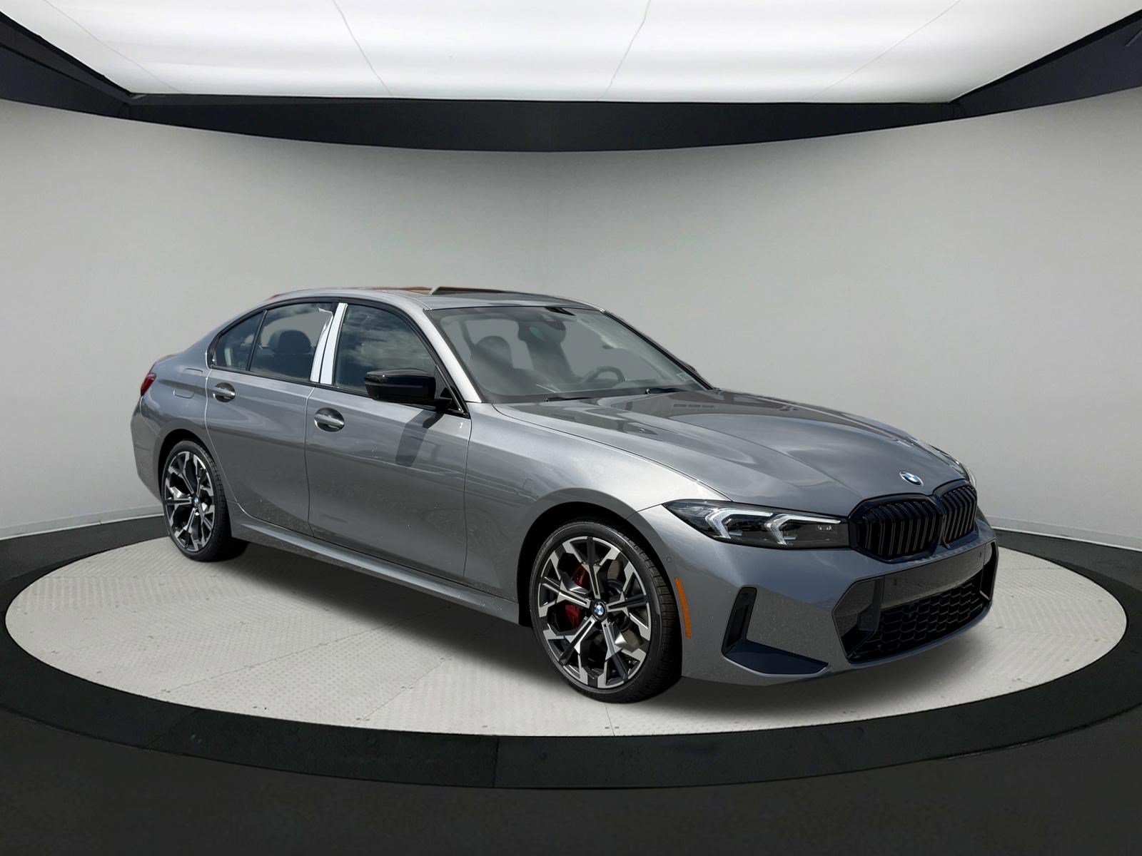 Used 2026 BMW 330i xDrive Sedan w/ M Sport Package AWD/4WD image 3