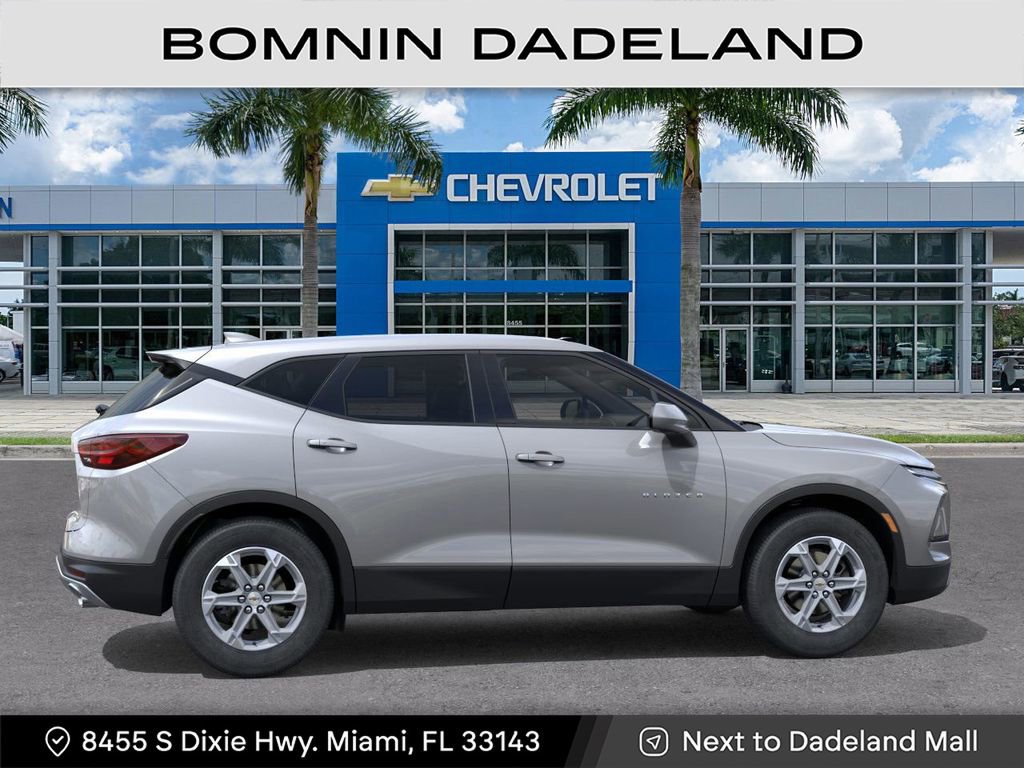 New 2025 Chevrolet Blazer LT image 5
