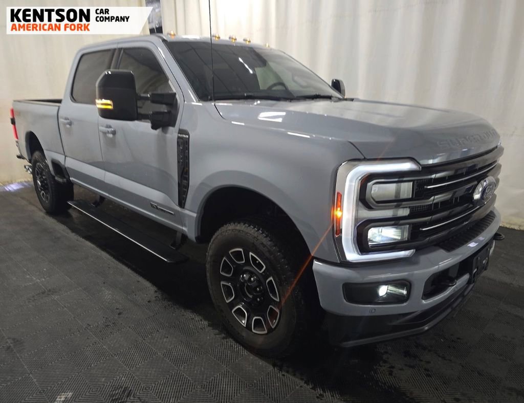 Used 2026 Ford F350 Platinum w/ FX4 Off-Road Package image 5