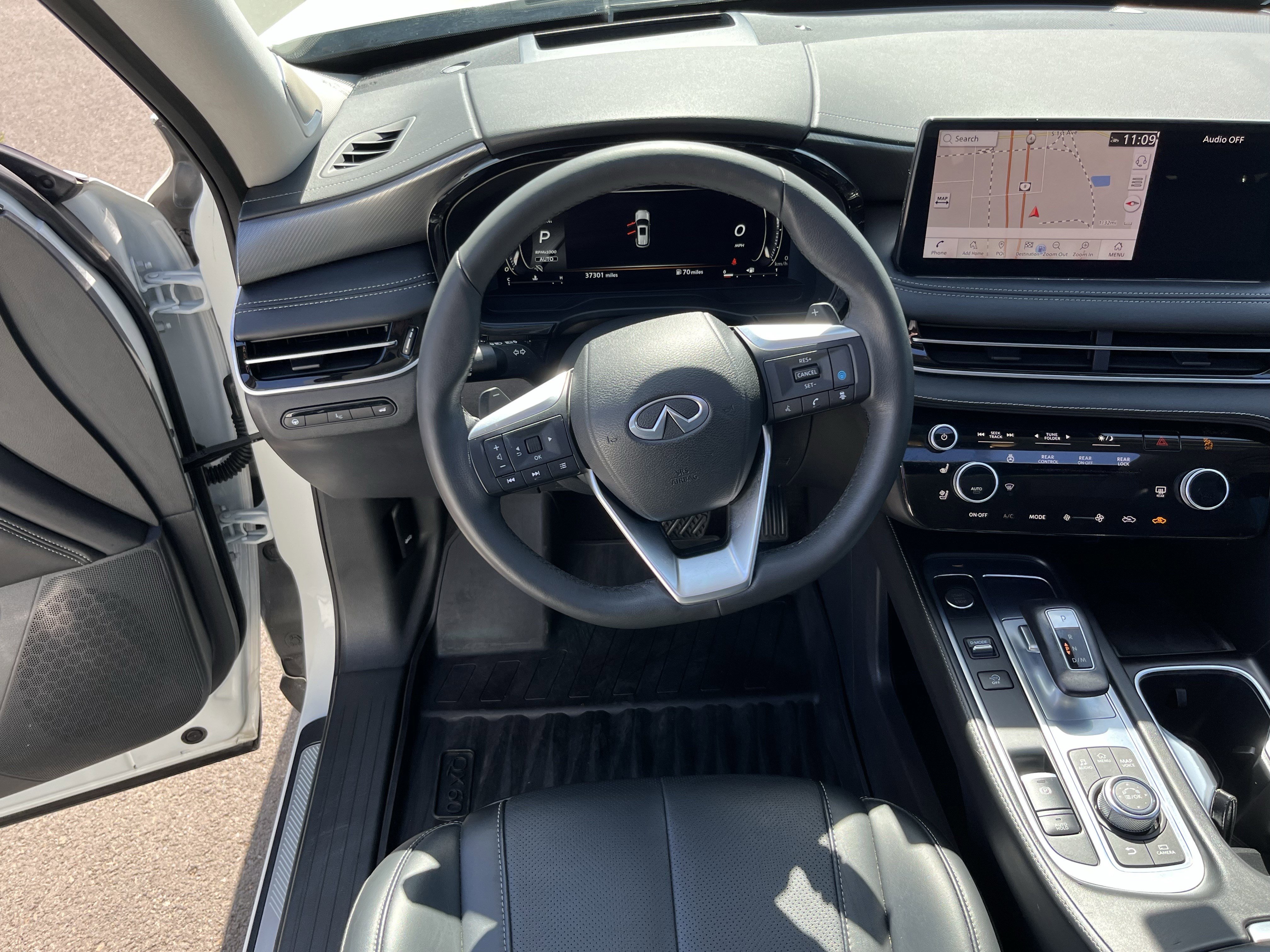 Used 2023 INFINITI QX60 Luxe w/ Vision Package AWD/4WD image 12