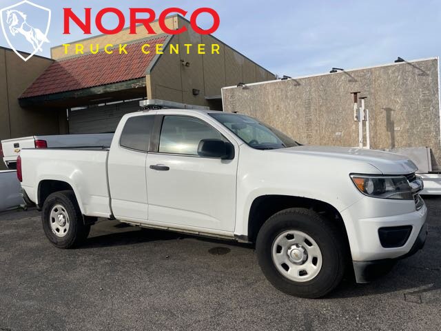 Used 2017 Chevrolet Colorado W/T AWD/4WD image 2
