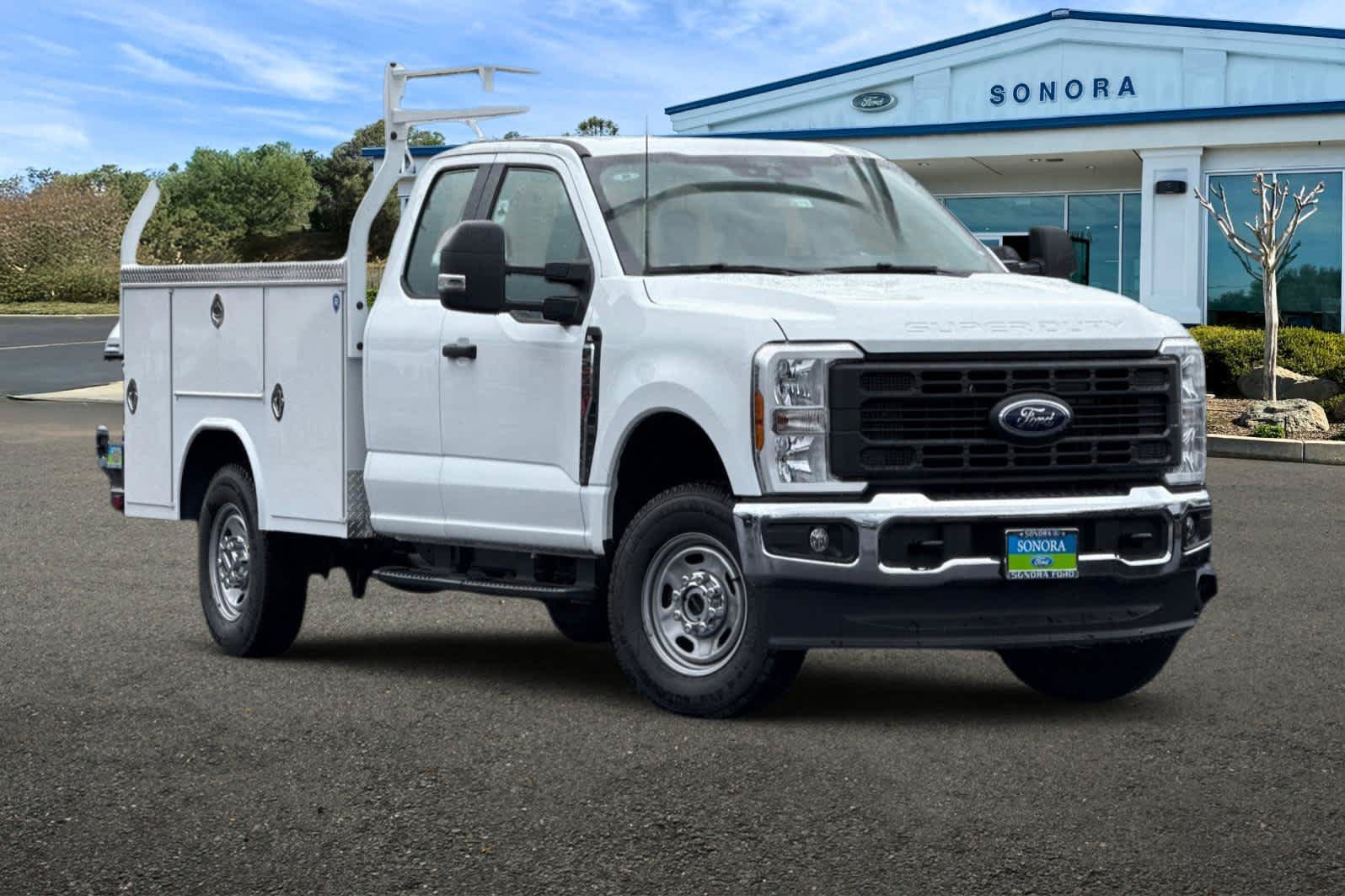 New 2025 Ford F250 XL w/ XL Chrome Package AWD/4WD image 2
